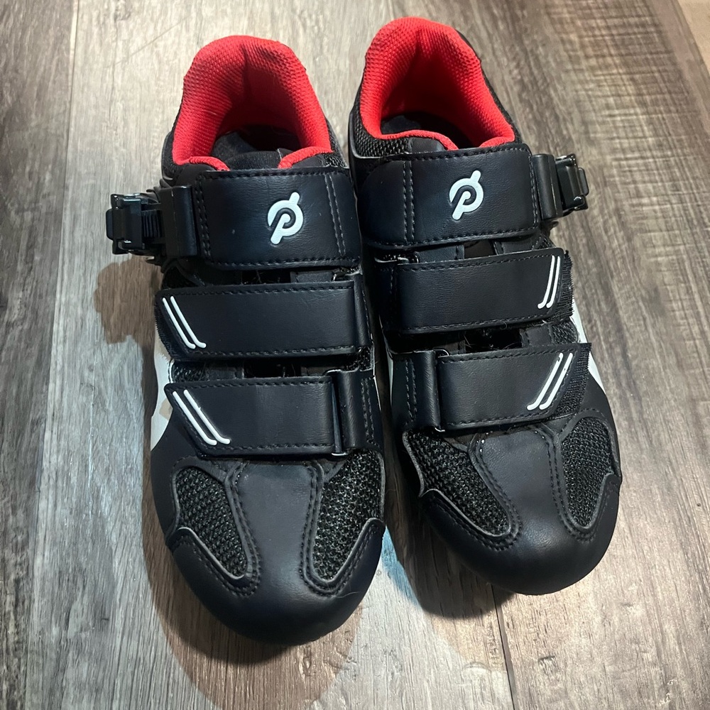 Peloton Cycling Shoes / Size 36 / Bkack and Red